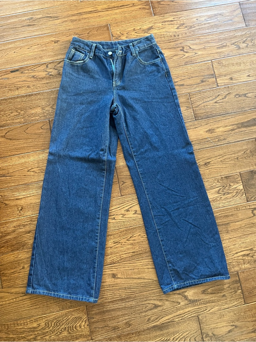 Wide-Leg Women's Jeans